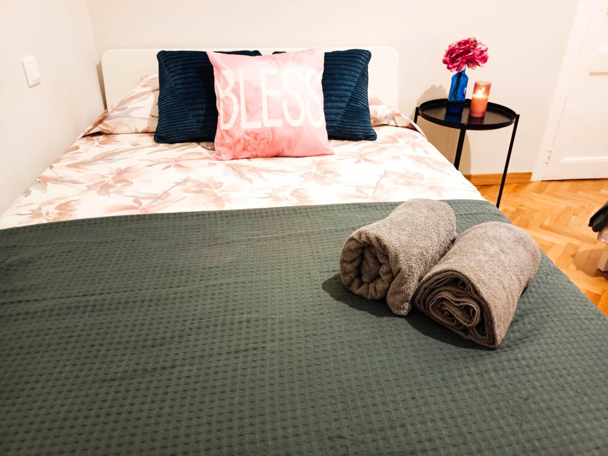 Hostal - Pau Claris