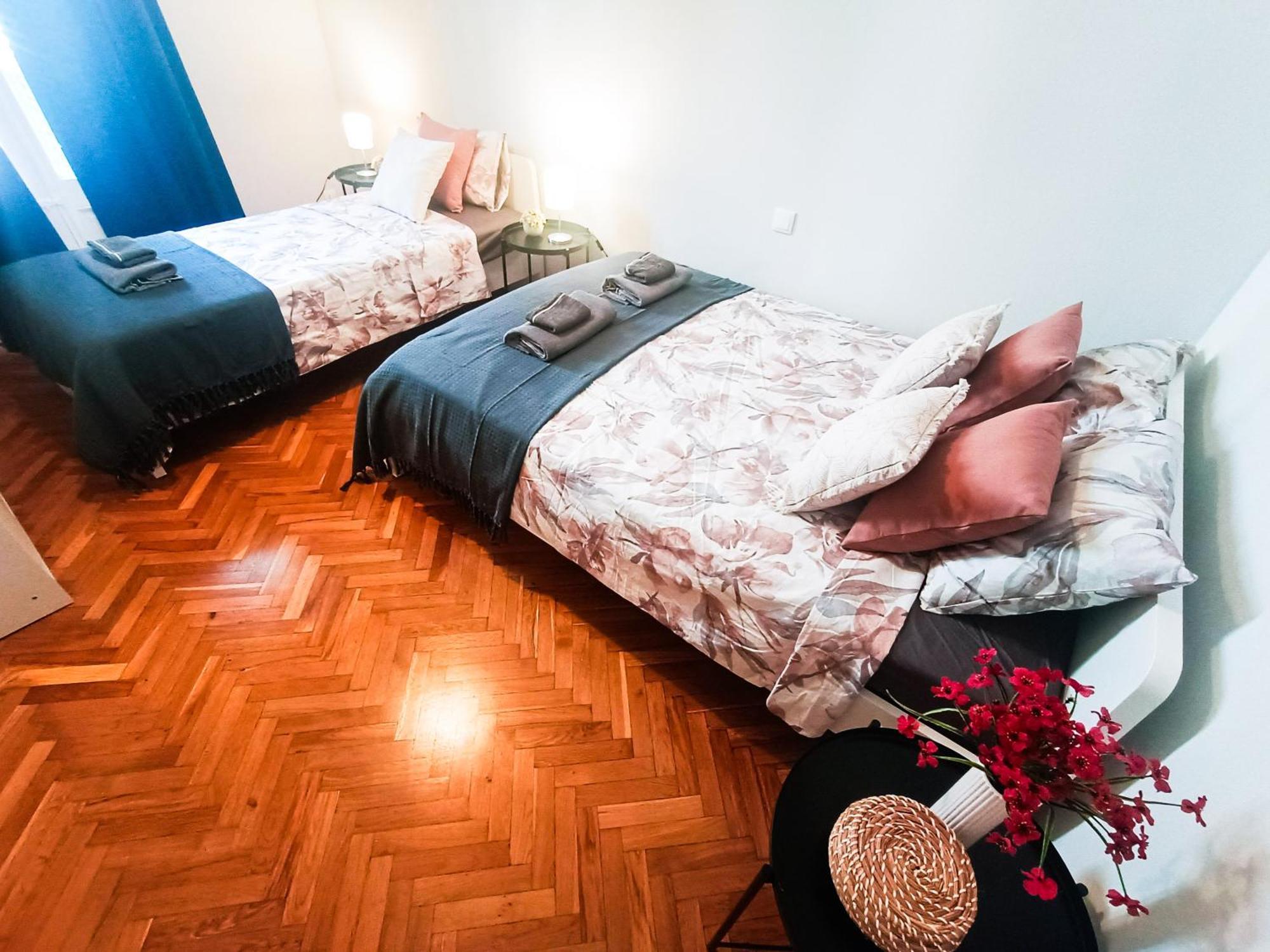 - Pau Claris Hostal Barcelona